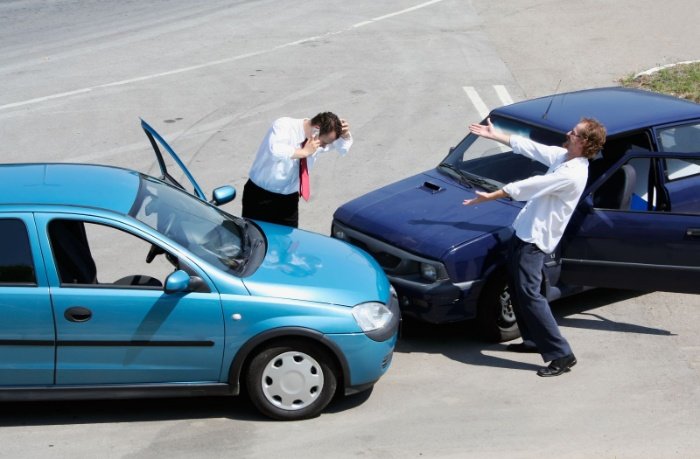 Mơ thấy bản thân mình gây ra tai nạn ô tô nhưng không chết người đánh số đề 49 - 47